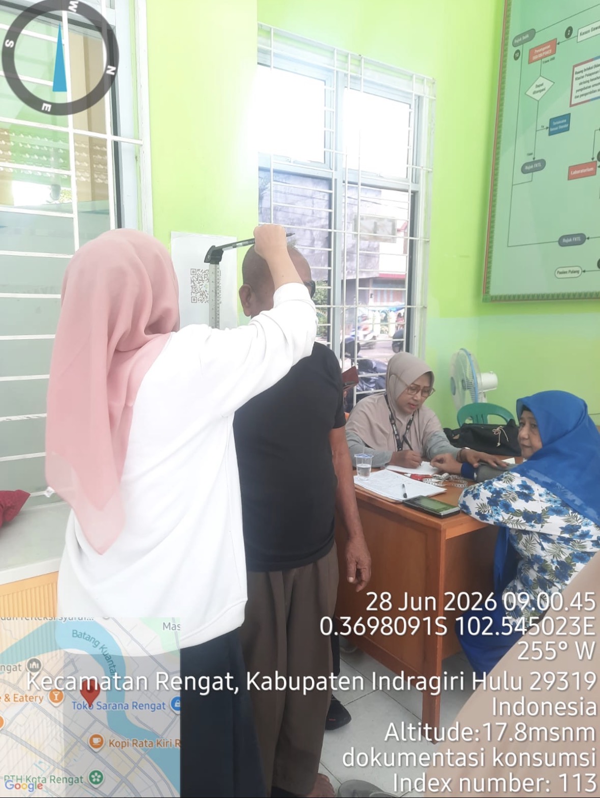 Prolanis adalah singkatan dari Program Pengelolaan Penyakit Kronis, yaitu sistem pelayanan kesehatan dari BPJS Kesehatan bagi penderita penyakit kronis—seperti Diabetes Melitus tipe 2 dan Hipertensi. Tujuannya adalah membantu pasien mengelola kesehatan agar tetap stabil dan mencegah komplikasi.
Minggu, 26 Juni 2026